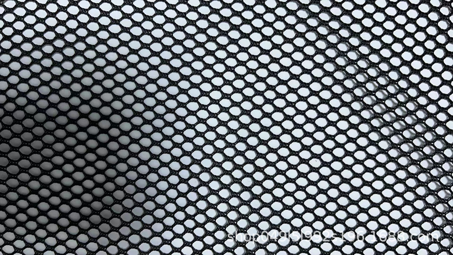 "Mesh fabric for bags and fishing gear."